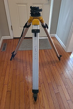 Porter Cable Robotoolz Contractor's Tripod H1-A1150  Rotational Leveling Base