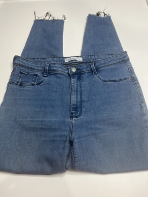 Zara Basic Denim Z1975 Blue Jeans Size 10 Straight leg Raw Hem High Rise