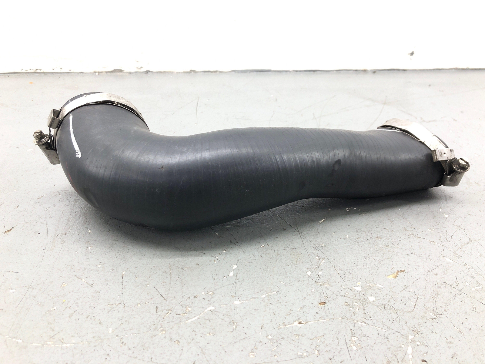 2020-2023 MCLAREN GT 4.0L LEFT AIR INTAKE INLET HOSE PIPE LINE 22FA232GP OEM
