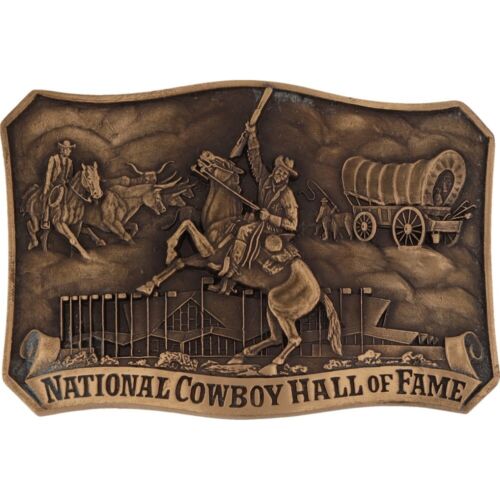 Ottone Cowboy Hall Fama Bovini Drive Pioneer Cavallo Western NOS Vtg Belt Fibbia - Afbeelding 1 van 4