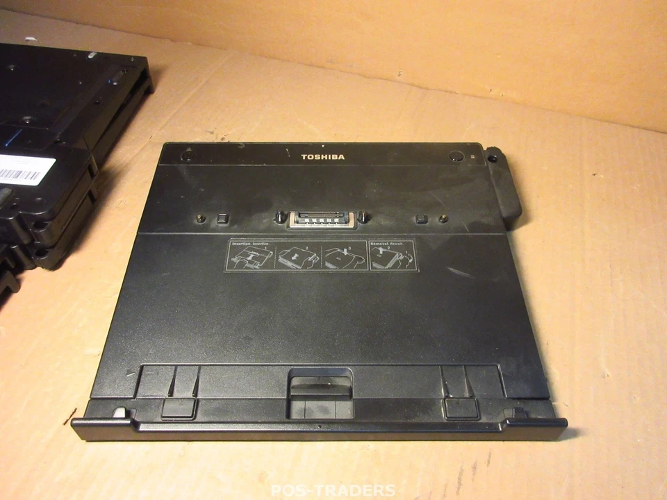 Toshiba Express Port Replicator II  PA3680E-2PRP M700, M750, M750 3G-12 EXCL PSU - Bild 3 von 4