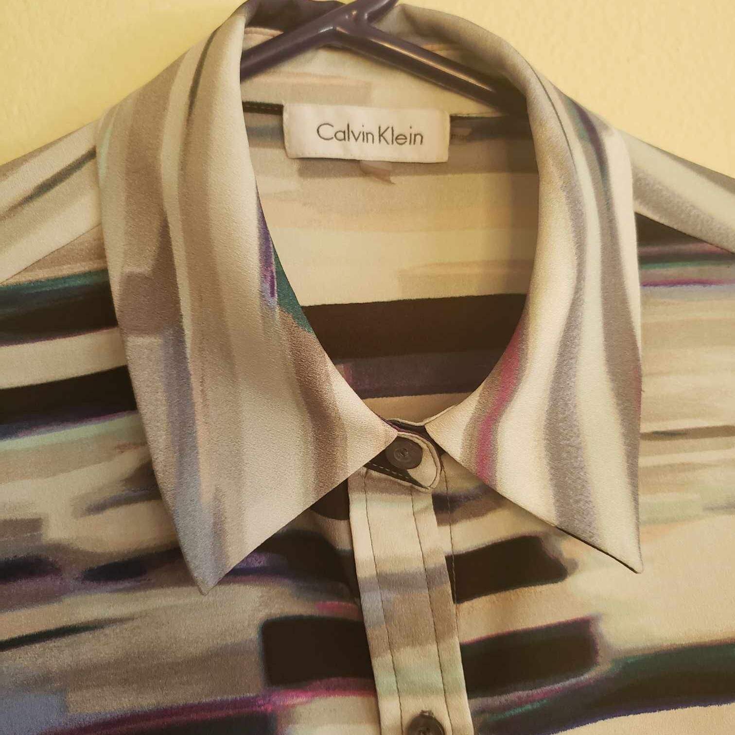 Collared Button-Up Patterned Office Blouse - Size… - image 3