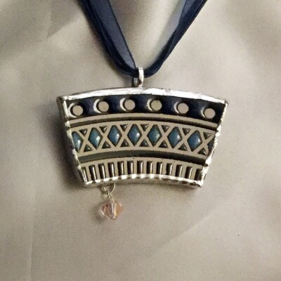 Broken China Magello Pendant Necklace from a Gibson Salad Plate
