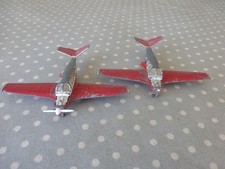 Dinky Toys meccano lot de 2 avions 710 Beechcraft S35 bonanza made in GB