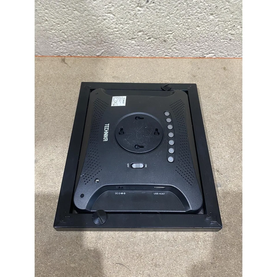 Technika TPFX70 Digital Photo Frame Black USB 7" LCD Display Auto Image Rotation - Image 3 of 4