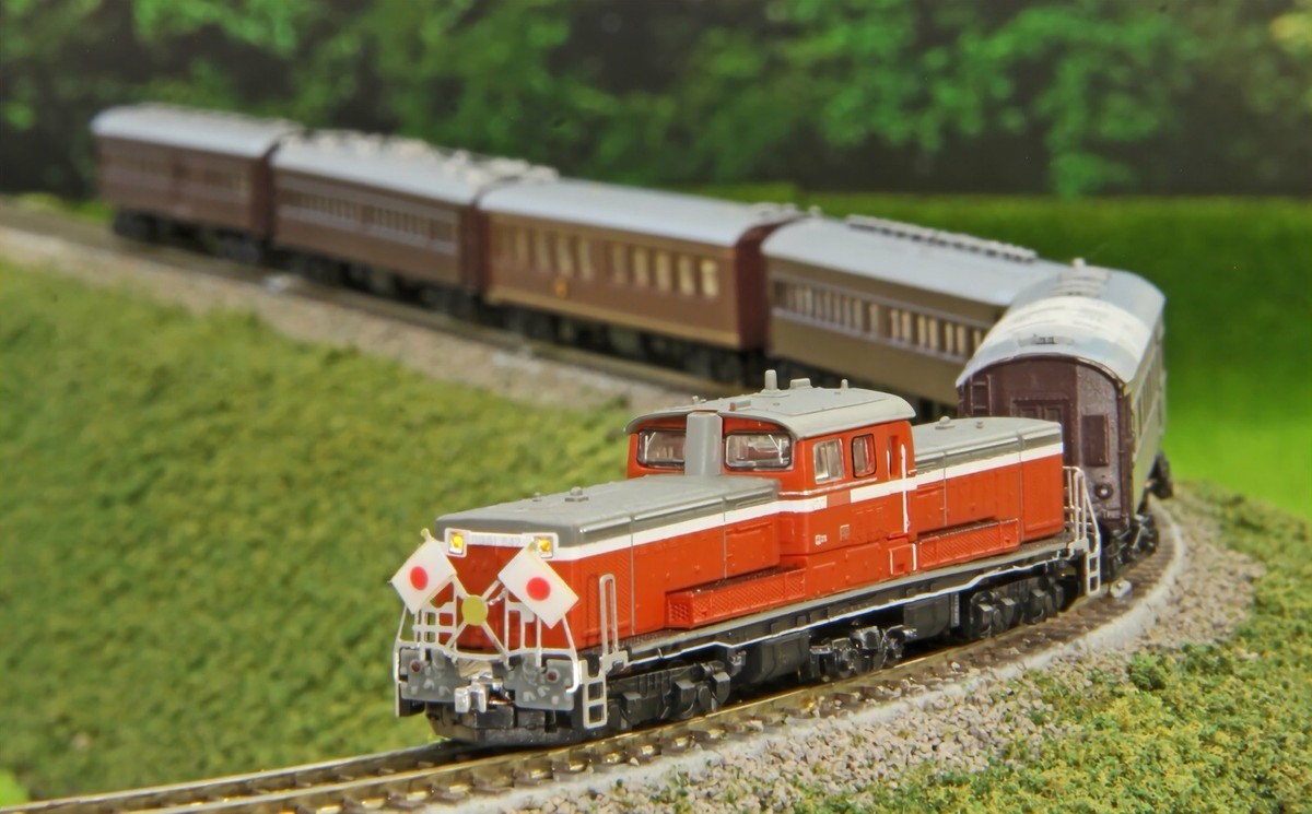 Z Scale Rokuhan JNR Imperial Train 6-Car Set DD51 Locomotive w/5