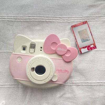 FUJIFILM Instax mini Hello Kitty Instant Camera Pink SANRIO