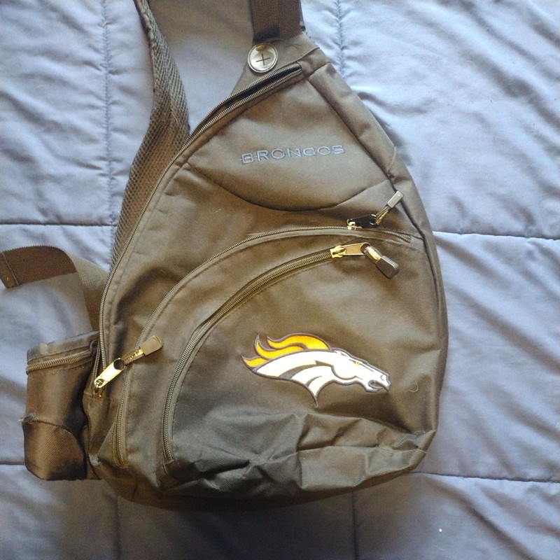 NFL Denver Broncos  Slingbag School Gym Travel Backpack!!