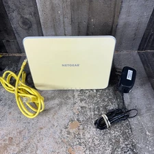 Netgear VMB3000 Base Station Wi-Fi Hub with Power Adapter and Ethernet Cable