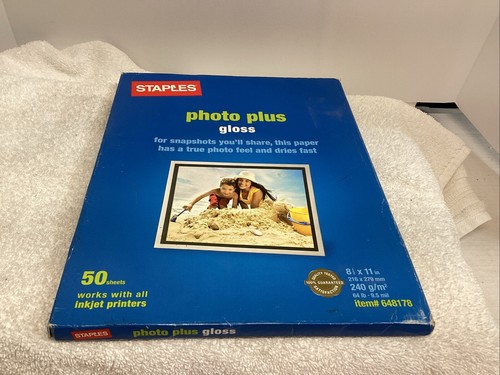 Staples Photo Plus Gloss 8.5x11 Inkjet Paper, 64lb. 50 Sheets (648178) - 第 1/2 張圖片
