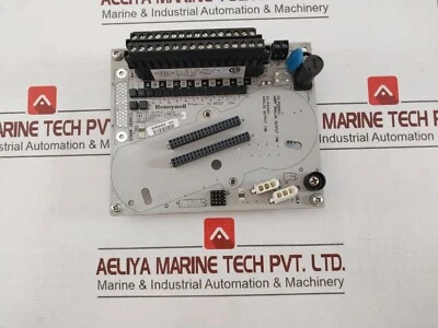 MODULE D'OUTPUT ANALOGIQUE HONEYWELL CC-TAOX01 PWB 51308350-100 - Photo 1/4