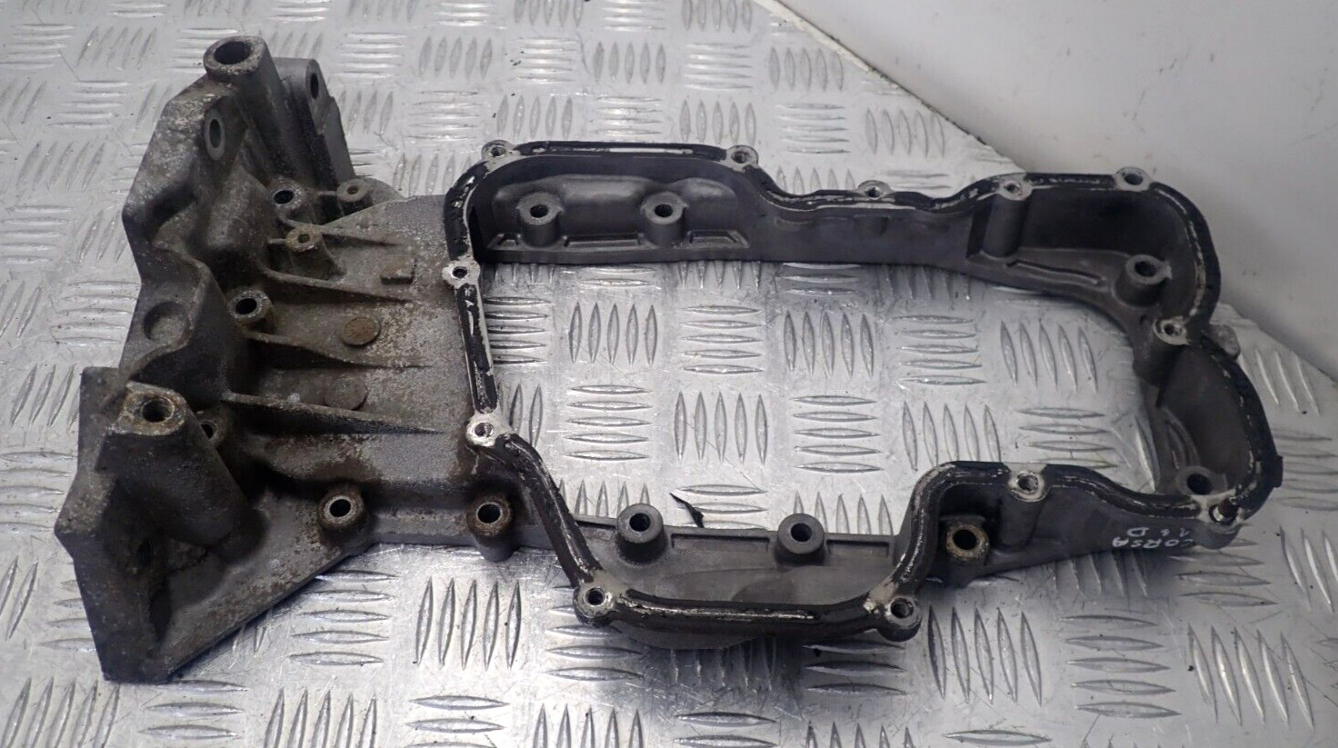 VAUXHALL CORSA 1.3 DIESEL 13DTE OIL SUMP COVER  55249423