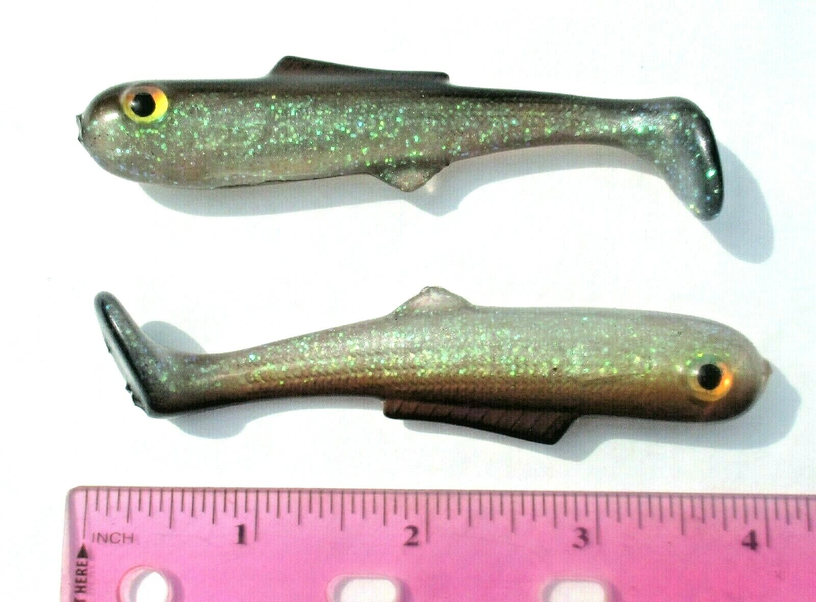 100 HERRING 4"  PADDLE TAIL MINNOWS Bass Fishing Baits SWIMBAITS Saltwater Lures - Image 2