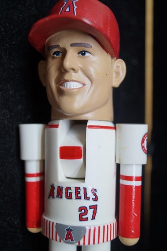 MIKE TROUT # 27 LA LOS ANGELES ANGELS CHRISTMAS X'MAS NUTCRACKER GIVEAWAY - Bild 5 von 11