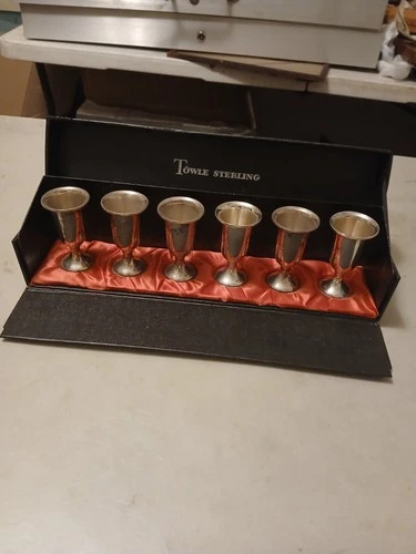 Vintage SET OF 6 TOWLE STERLING SILVER CORDIALS SHOT CUPS ORIGINAL BOX