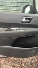 Porte avant et accessoires Peugeot 3008