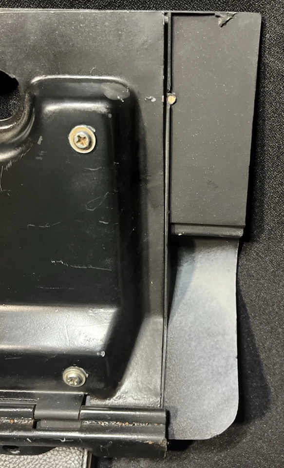 Pontiac Tempest Lemans GTO 1968 guantera puerta usada fabricante original GM Foto 4 de 4