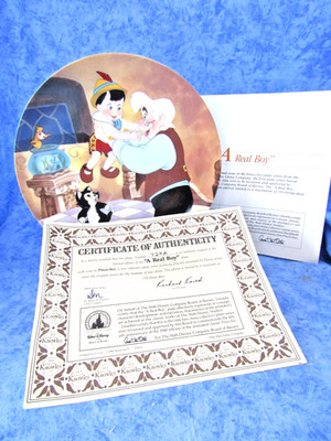 Disney Fine China Plate - ''A Real Boy'' - Sixth Plate in Pinocchio Series - NIB