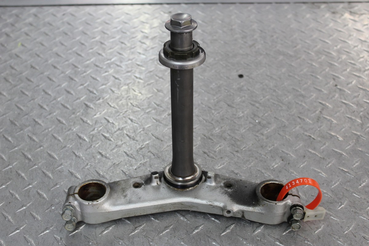 1997 YAMAHA TW200 TRAILWAY FRONT FORKS CLAMP LOWER TRIPLE