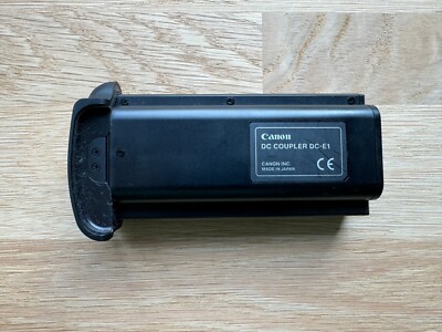 Canon DC Coupler DC-E1 Batteriefachadapter