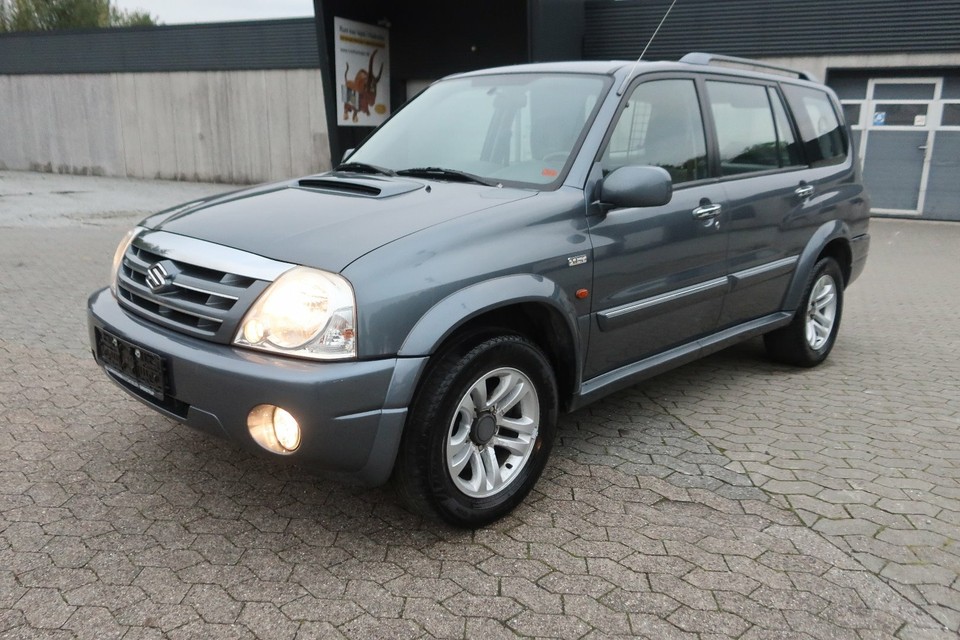Suzuki grand vitara xl7