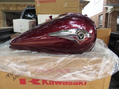 NOS Kawasaki VN1500 Vulcan Nomad 2001 Fuel Petrol Tank Reservoir 51001-1549-P5
