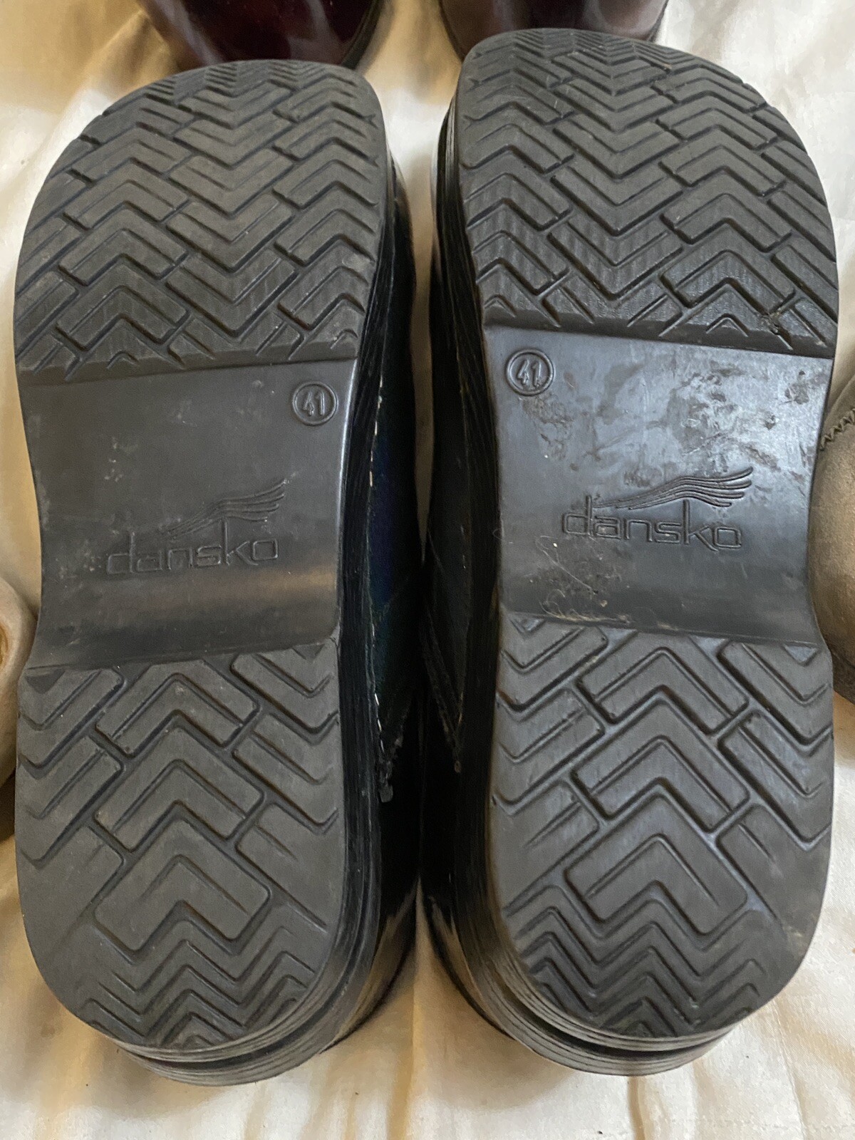 Women’s Dansko Wide Pro Black Shoe Size 41 - Gem