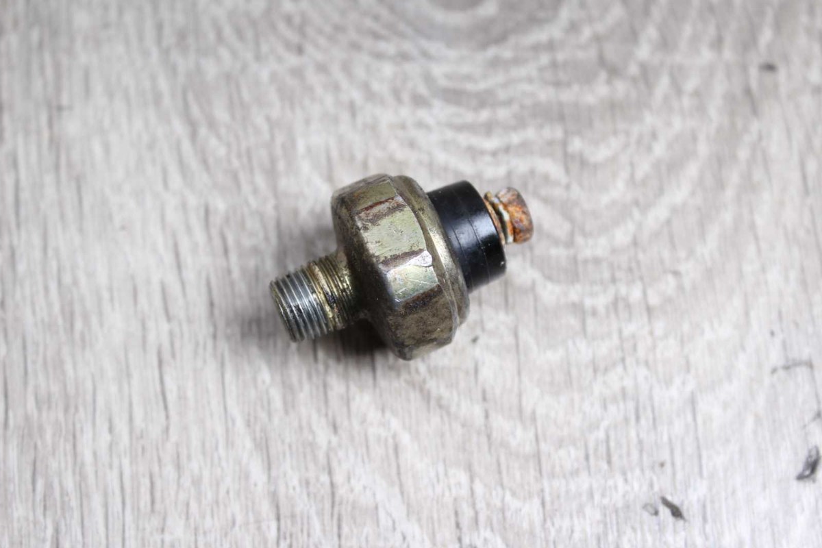 hk Temperature Sensor Kawasaki ZZR 600 ZX600E1-3 93-95 | eBay