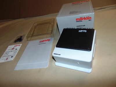 MARKLIN DIGITAL 6020 CENTRAL UNIT  + BOX