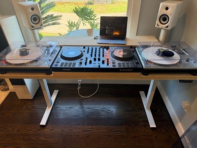 DJ Setup 2xTechnics SL-1200MK2 Pioneer DDJ FLX10 Pioneer Monitors Custom Table