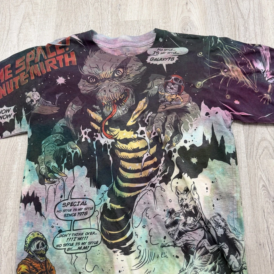 Minute Mirth Space Shirt Men's Large Astronaut All Over Print Skull Ed Hardy  - Image 2 of 4