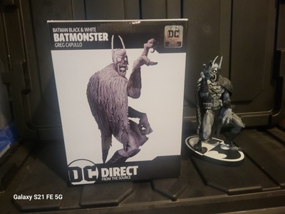 Batman Black And White Statue Bat monster DC Direct Greg Capullo court of owls