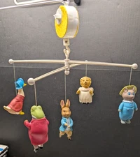 Vintage 1980 Eden Beatrix Potter Peter Rabbit Musical Mobile Complete Tested