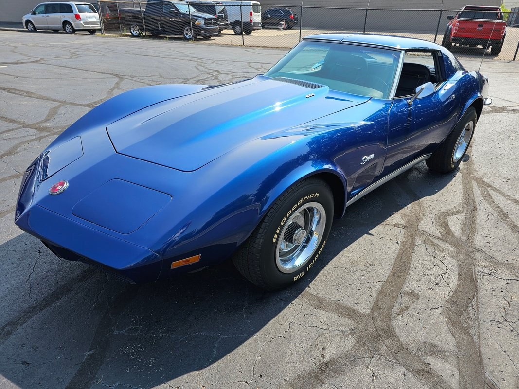 1973 Dark Blue Metallic Chevrolet Corvette   | C3 Corvette Photo 6