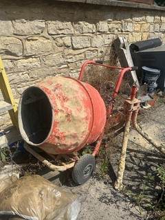 Cement Mixer 240V with Stand
