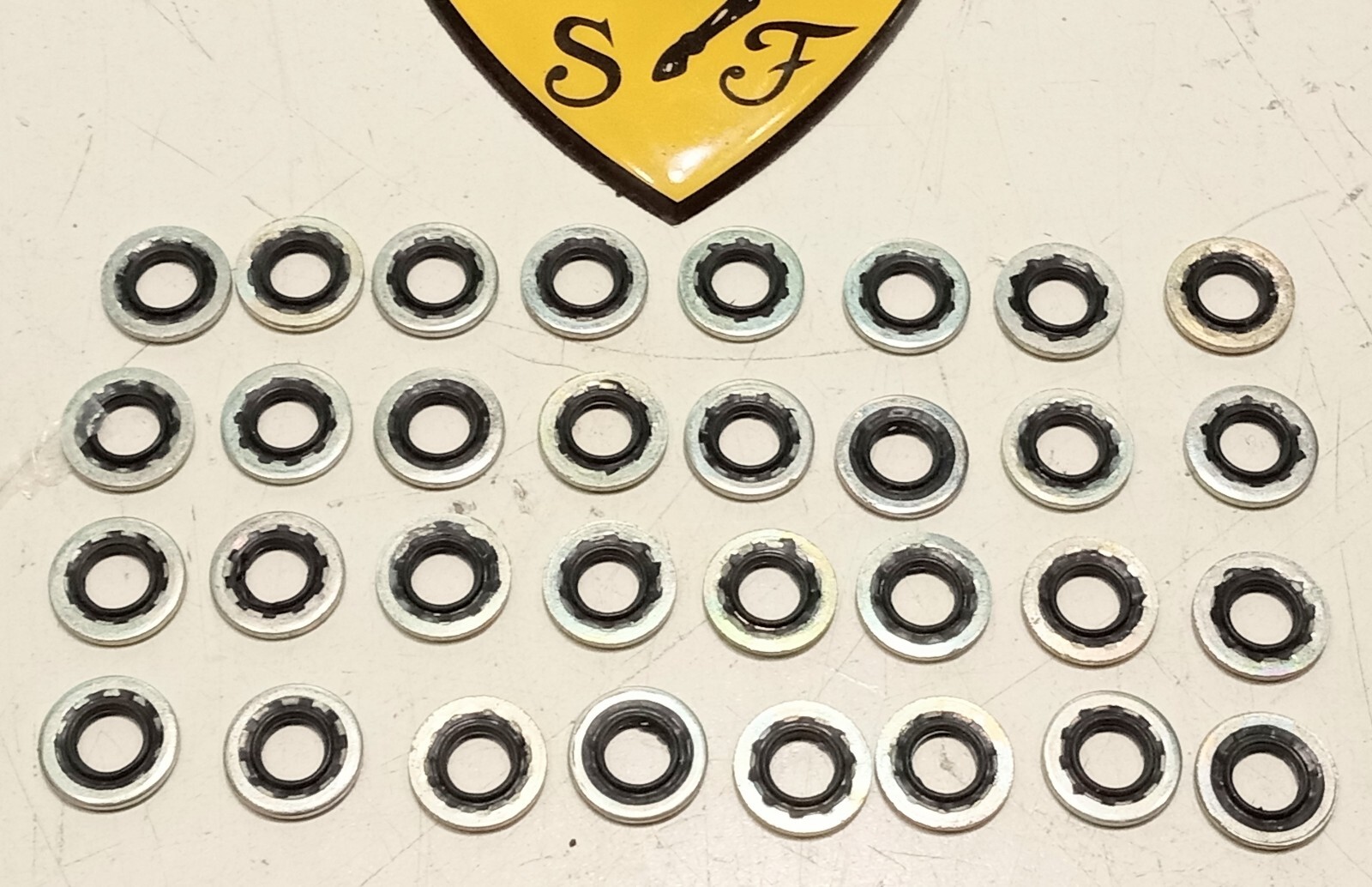 Ferrari Engine Valve Cover Sealing Washers_Complete Set 32_GENUINE