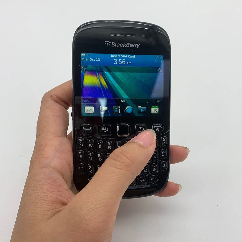 Original Unlocked BlackBerry Curve 9320 GSM 3G GPS FM QWERTY Keypad Smartphone - Image 2 of 4