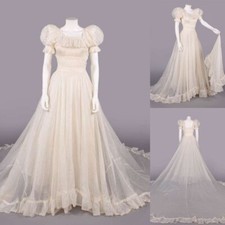 Vintage Light Champagne Wedding Dresses with Court Train Short Sleeves Bridal
