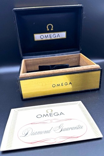 Caja de presentación de reloj individual OMEGA madera/terciopelo negro/dorado, tarjeta, vintage - Imagen 1 de 9