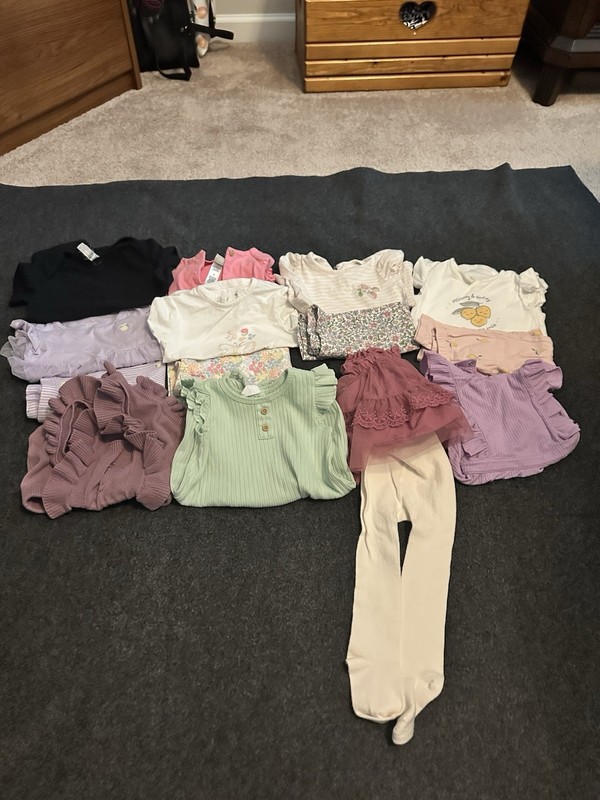 Bundle Of Clothing Size: 18 Months