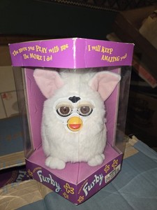 NEW UNOPENED in box All White Snowball Furby Vintage 1998 1st EDITION 70-800