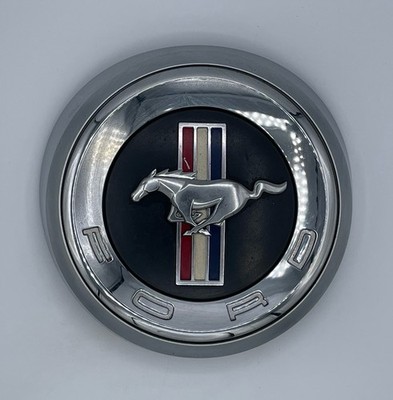 2010 - 2012 FORD MUSTANG COUPE REAR TRUNK LID EMBLEM LOGO BADGE SIGN