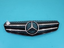 Calandre Mercedes 207