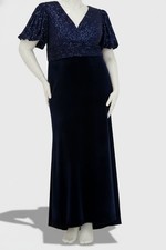 Eliza J Women Blue V-Neck Mixed-Media Sequin Velvet Gown Plus Size: 16W