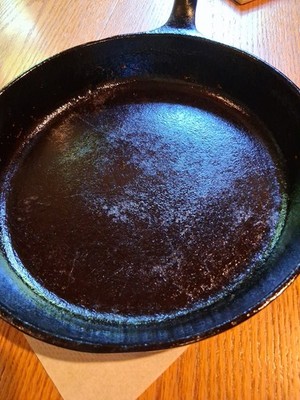 Vintage Wagners 1891 Original Cast Iron Skillet 10 1/2 Inch 