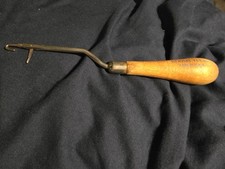 Latch Hook Wood Handle Craft Weaving Rug Hooking Tool