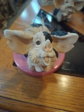 Vintage Pig Figurine 2.5 nch Tall Pig Lying Down Statue Resin Figurine V-149