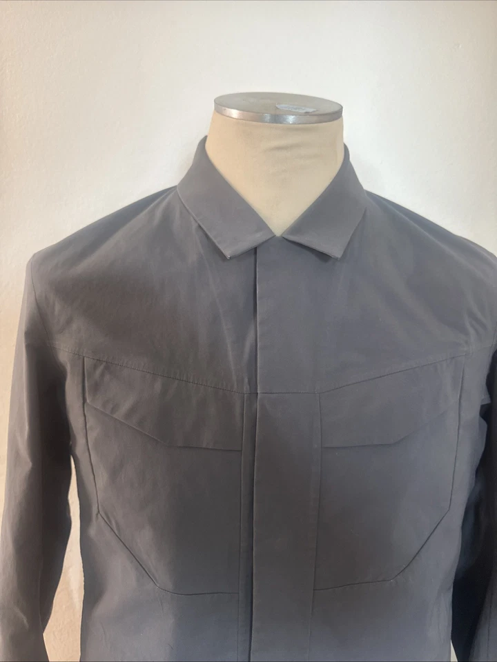 Arc'teryx Veilance Indisce Men's Gray Blazer Jacket Size M - Image 2 of 4