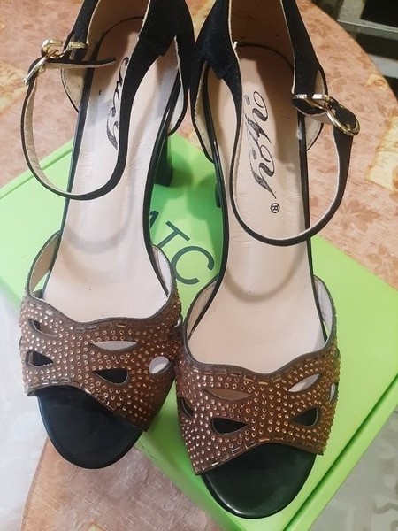 Women Heels Black 37 #M152