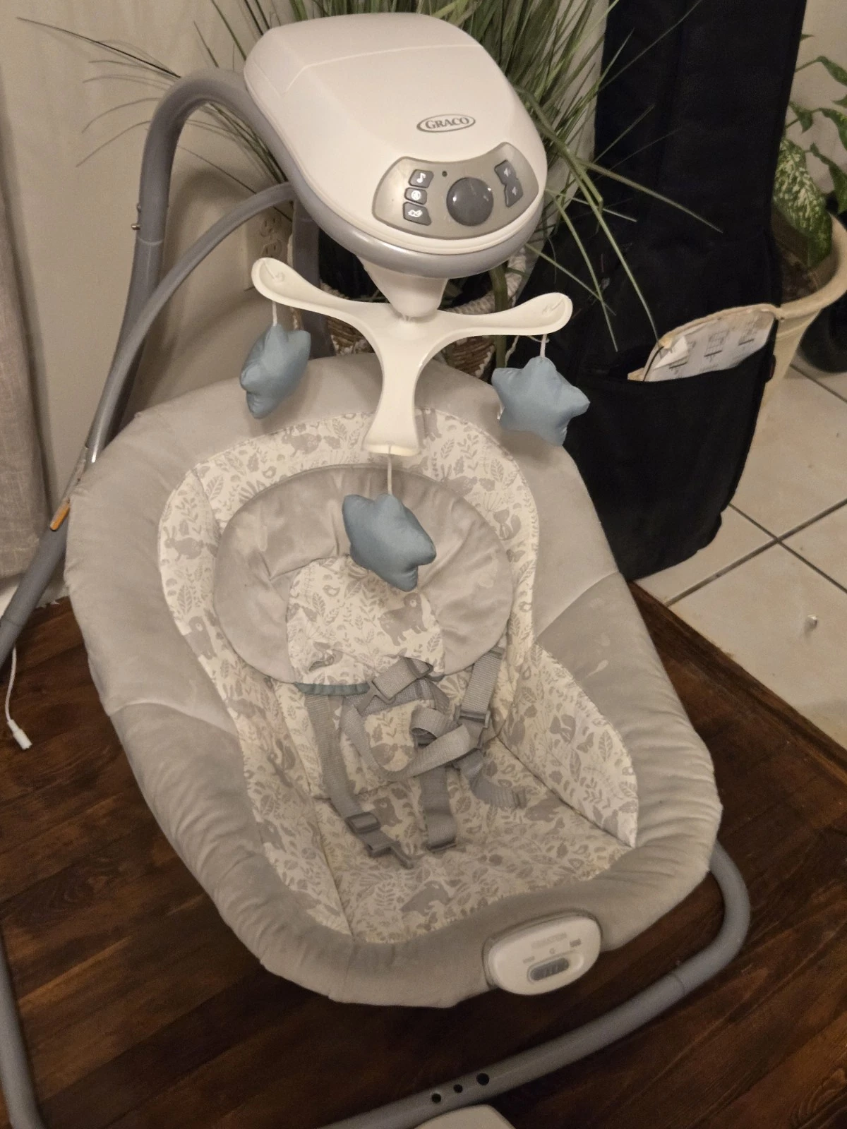 Graco 1927133 Simple Sway Baby Swing - Abbington